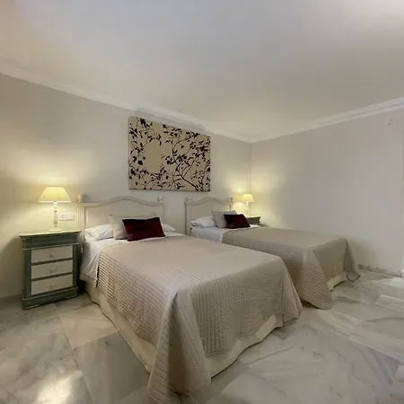 Lägenhet Magna - De Lujo Y Golf En Zona De Puerto Banus Marbella