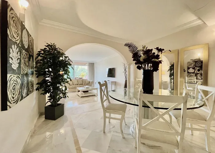 Magna - De Lujo Y Golf En Zona De Puerto Banús