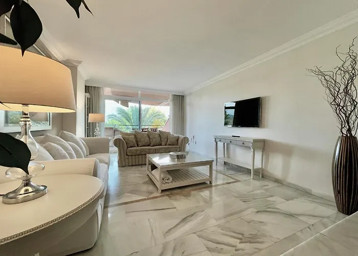 Magna - De Lujo Y Golf En Zona De Puerto Banus Apartman